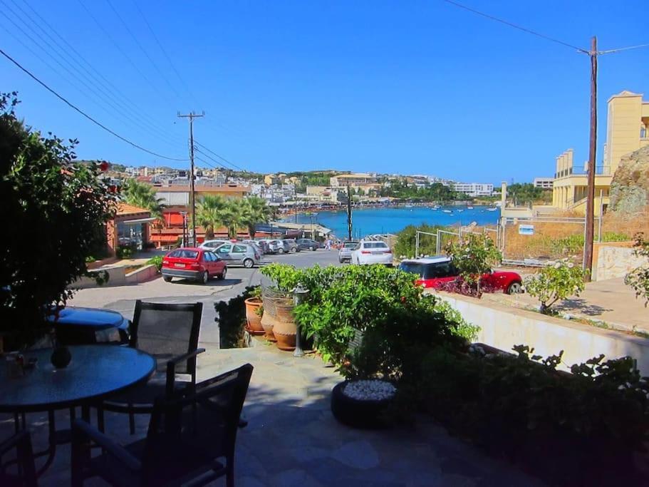 Lenico Beachfront Suites Ajía Pelajía Kültér fotó