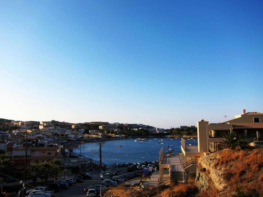 Lenico Beachfront Suites Ajía Pelajía Kültér fotó
