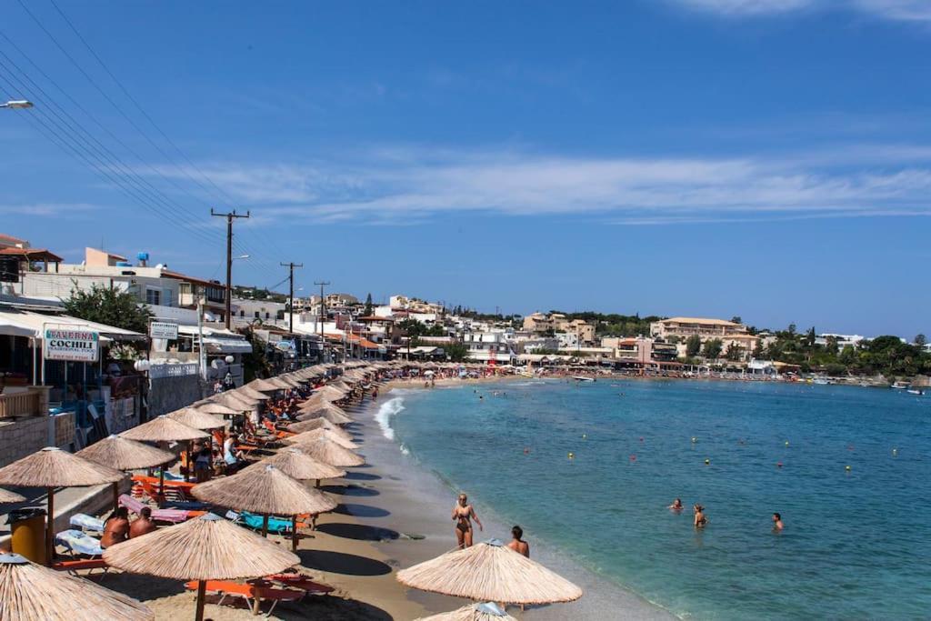Lenico Beachfront Suites Ajía Pelajía Kültér fotó