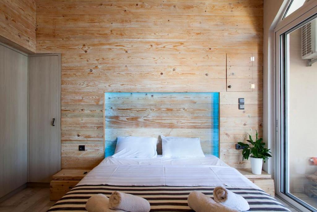 Lenico Beachfront Suites Ajía Pelajía Kültér fotó