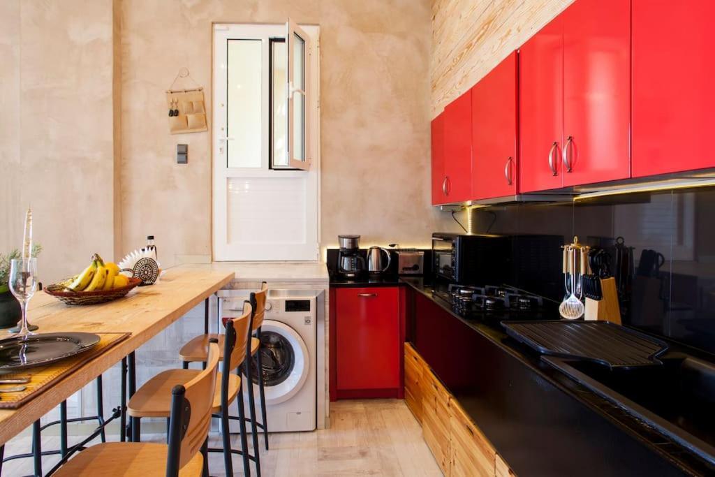 Lenico Beachfront Suites Ajía Pelajía Kültér fotó